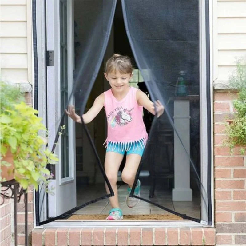 Hands-Free Retractable Magnetic Door Mesh | Magic Mesh Screen Door with Magnetic Closure